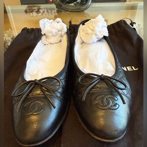 Chanel Black Quilted Leather Ballet Flats